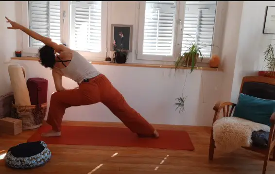 helene professeure de yoga dans le beaufortain