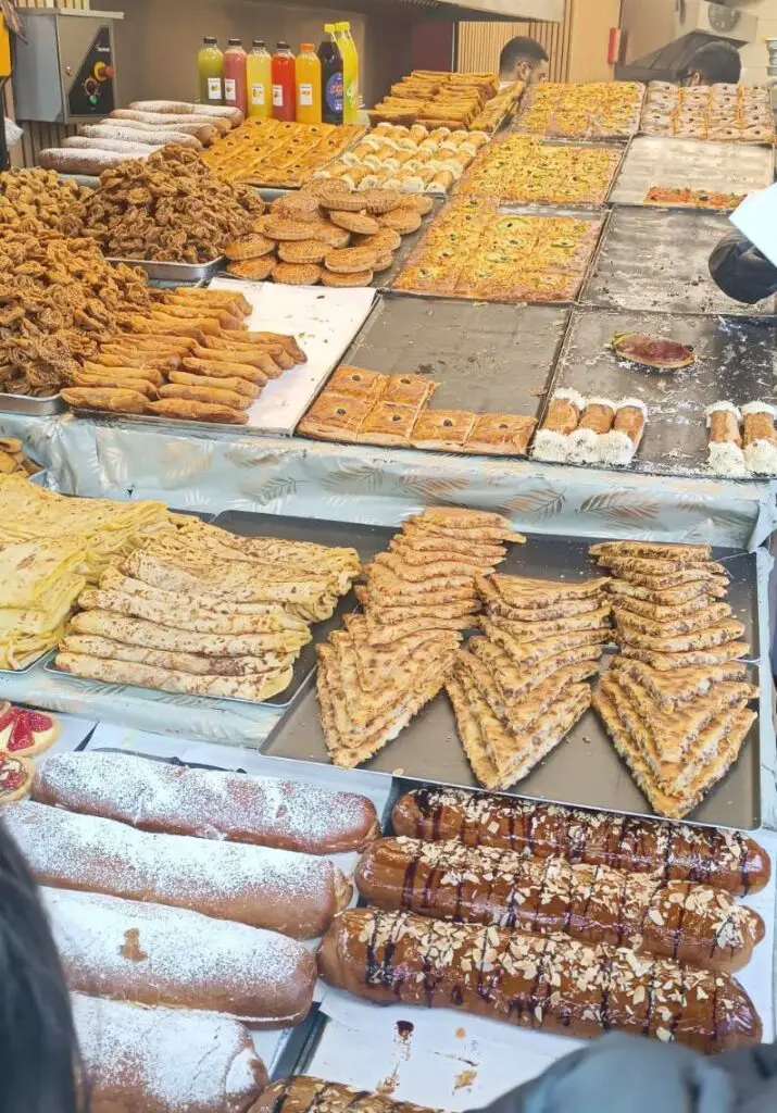 Viennoiseries de la cuisine algérienne 