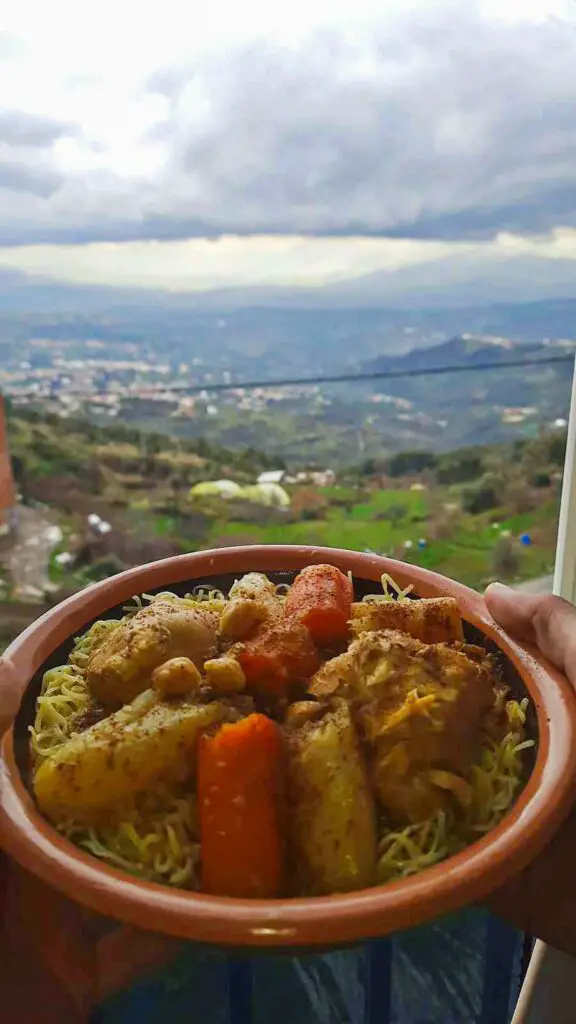 Rechta plat traditionnel algérien spécialité cuisine d'Algérie