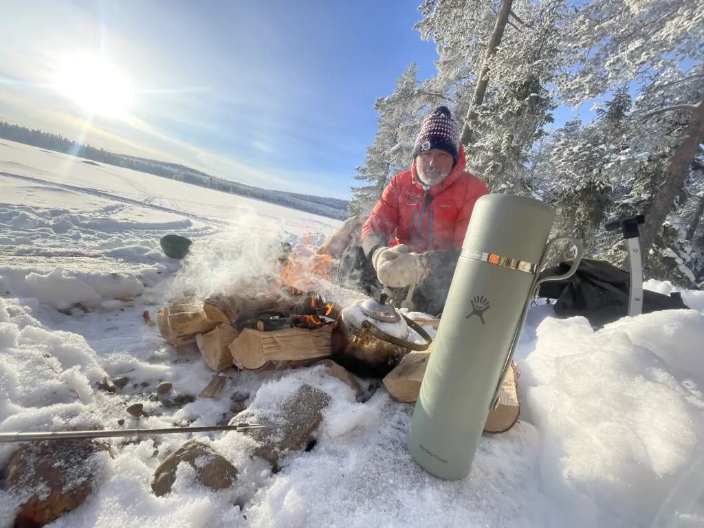 Gourde isotherm Hydro flask testé en laponie suédoise à -25 degré