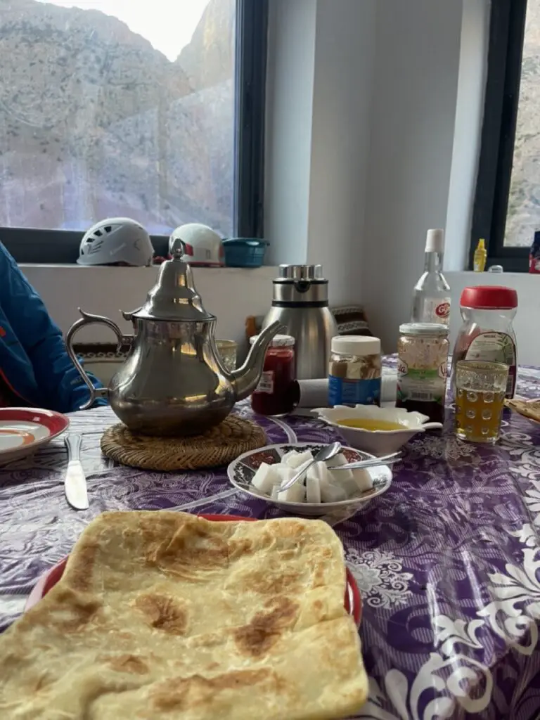 PDJ berbère au gite taghia au maroc