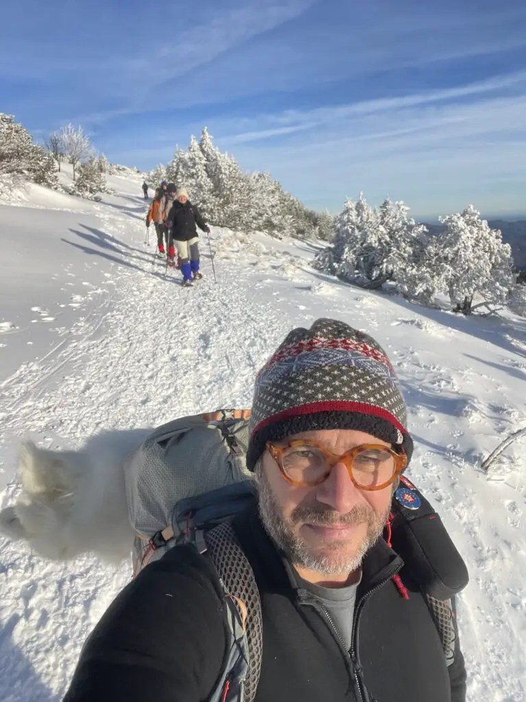 Confort et chaleur durable pour les journées en plein air avec la laine mérinos odlo