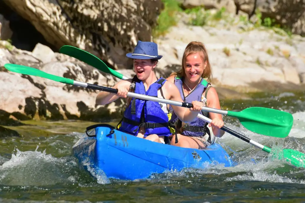 Bien préparer sa descente des gorges de l'Ardèche en Canoë