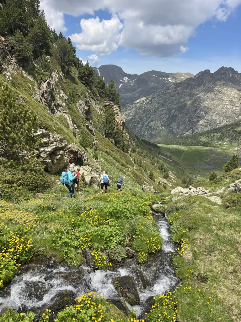 Randonnée dans les montagnes d'andorre