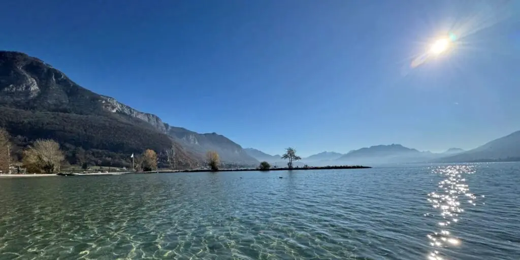 Tour du lac d’Annecy à vélo distance, durée et difficulté