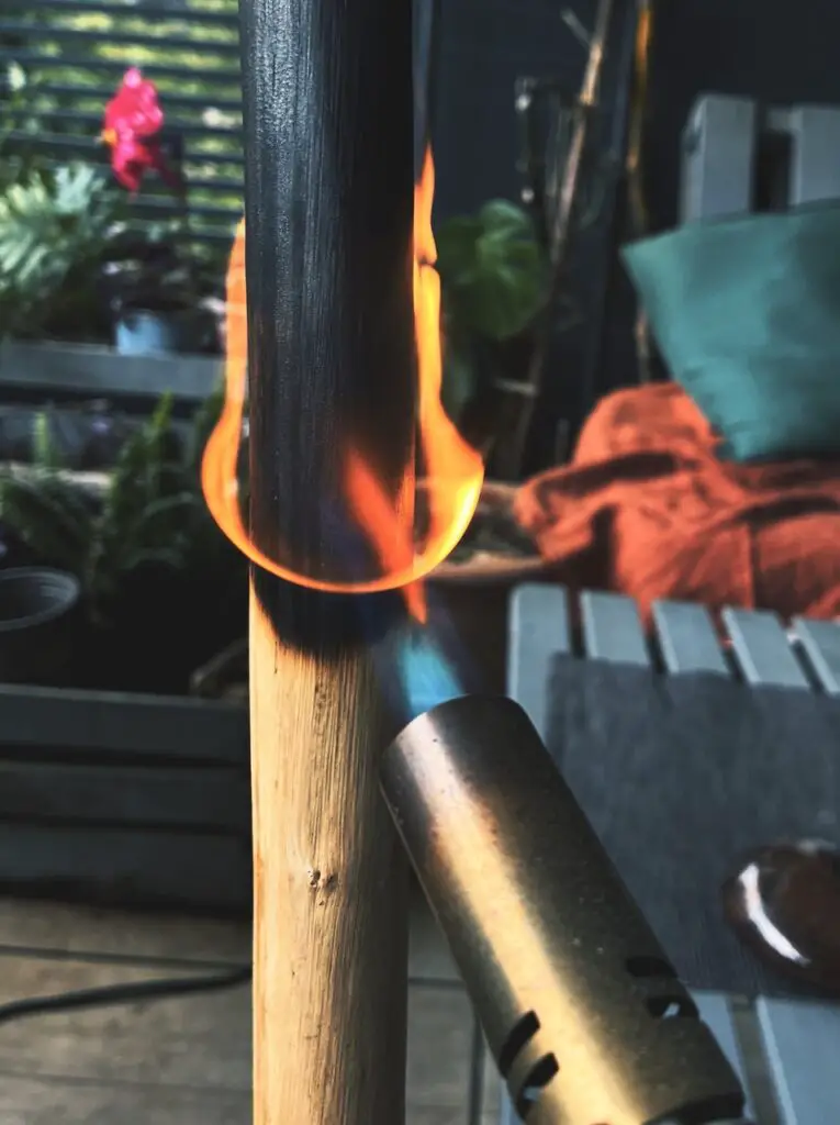 étapes de fabrication du Kompagnon baton de marche de Neowkraft