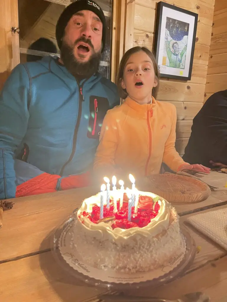 Anniversaire de Dimitri durant son séjour à Mellanstrom en laponie suédoise