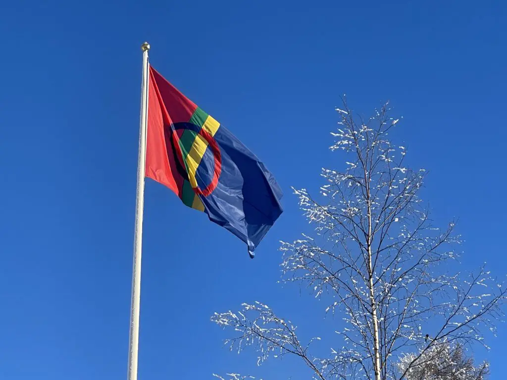 Drapeau du peuple SAMI