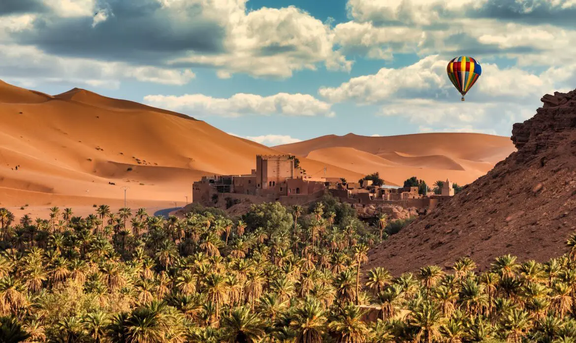 Aventure Sahara algérien entre dunes montagnes et oasis