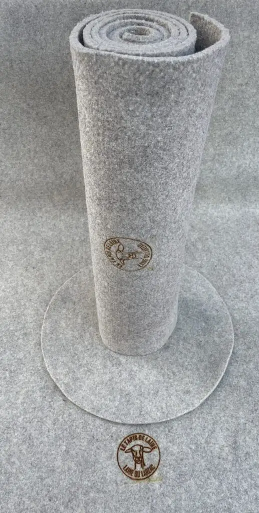 Présentation des Tapis de yoga et méditation de la marque le tapis en laine