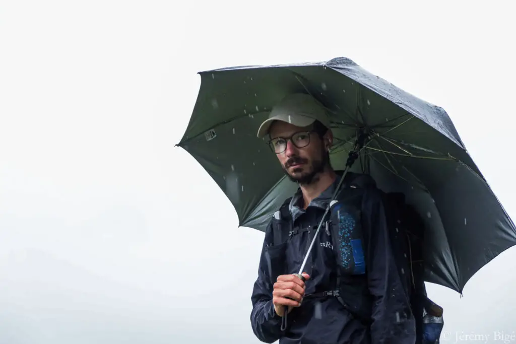 Premiers pas en Uttarakhand, sous la pluie.