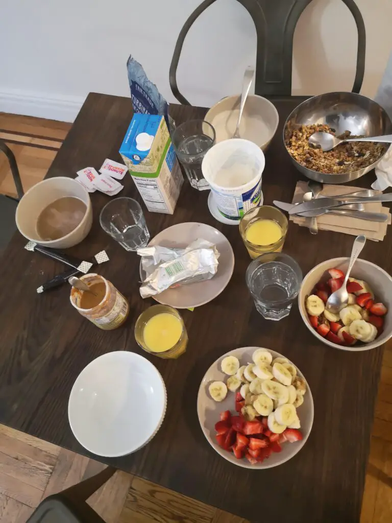 Petit déjeuner copieux pour le début de notre visite de New York 