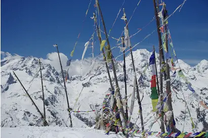 drapeaux de prière rencontrés durant notre trek au Langtang