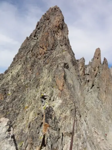 Pascal, ou la joie de la reprise de la grimpe lors de l'ascension de l'arête des cinéastes