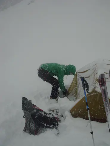 Ce matin au petit déjeuner, - 2012 - CP. Florian DESJOUIS sur le glacier noir