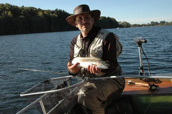 jolie truite de la landie pêchée à la mouche