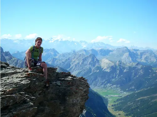 Ceillac dans le fond de vallon VTT au Queyras