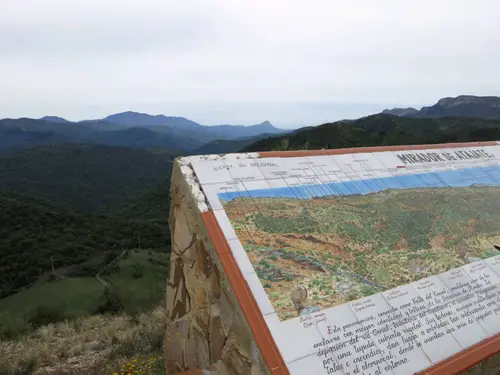 Le mirador de Atajate durant notre voyage à vélo en Andalousie