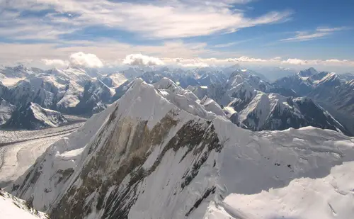 Au dessus des nuages - Khan Tengri