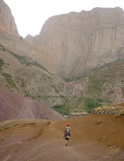 Après une escalade au Maroc : Retour dans ce cadre majestueux aux milles couleurs. Septembre 2009 FD