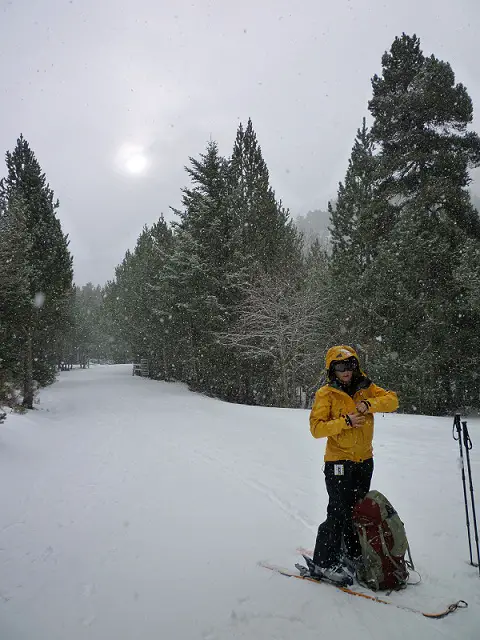 Atmosphère de grand nord durant notre sortie Ski de randonnée dans les Pyrénées Orientales vers le Puig del Pam