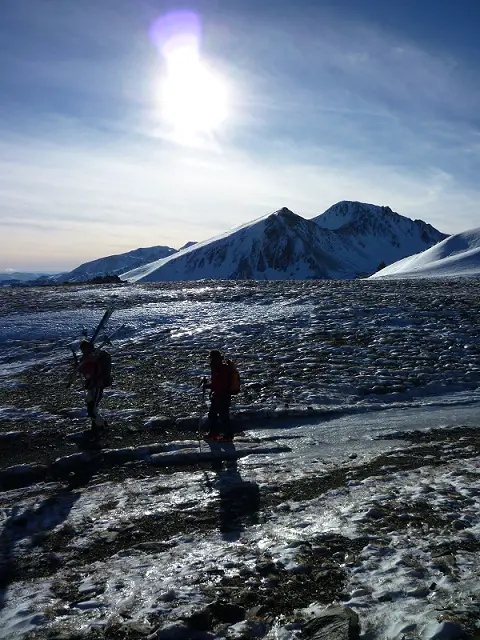 Retour verglacé sur fond de petit Péric 