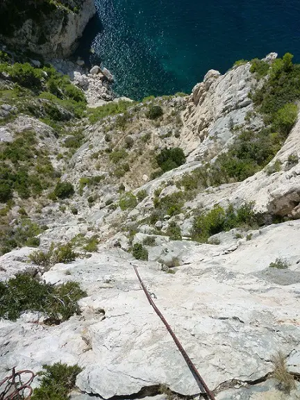 Relais n°5 de la voie de Armanta Calanca dans les Calanques