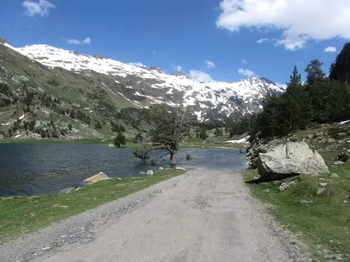 Sur la route de Benasque avant notre course d'alpinisme en Espagne à l'arête du Maudit