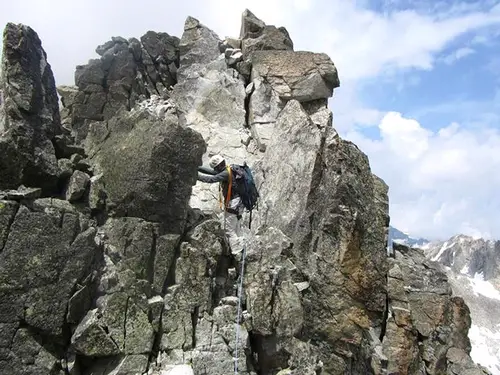 vers la tour d'astorg durant notre course d'alpinisme en Espagne