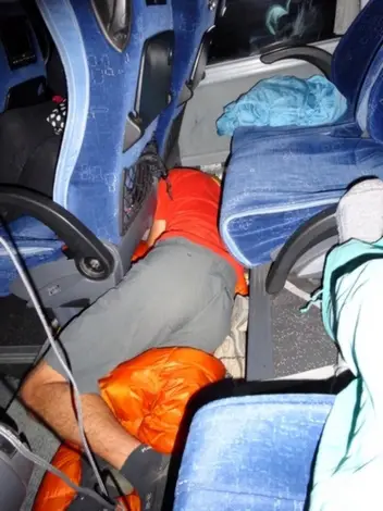 Hummm, les douces nuits dans le bus... Lors de l'Escalade grande voie en Turquie