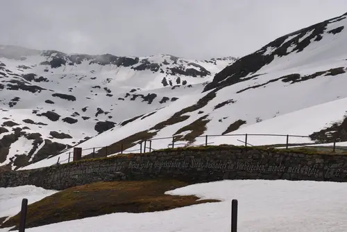 Le dernier Col "Grimsel" (2164m) à vélo sur le SWISSMAN Xtreme Triathlon