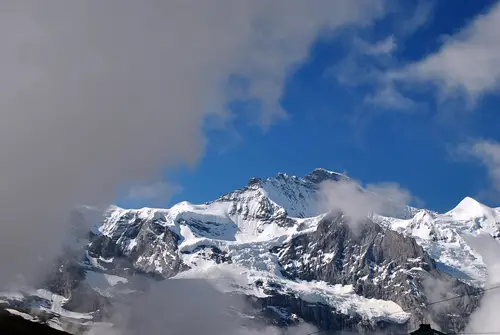 le paysage qui nous entoure est juste magnifique vers la montée de kleine-Scheidegg