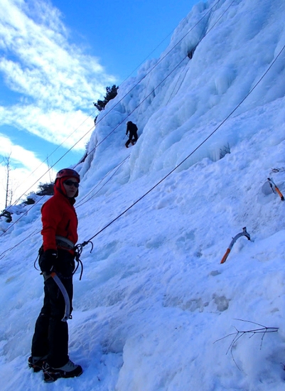 Initiation cascade de glace avec ICE FALL Initiation cascade de glace avec ICE FALL