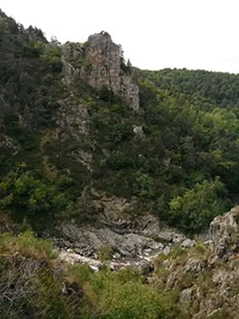 Via Ferrata autour de la Lozère notamment la Via ferrata du Malzieu et de la Canourgue - Roadbook de Yorick Muller